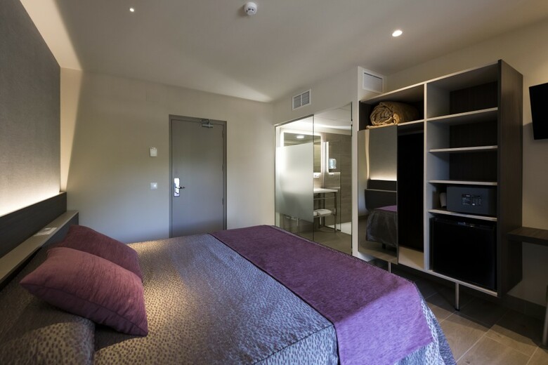 Hotel Papi Blau