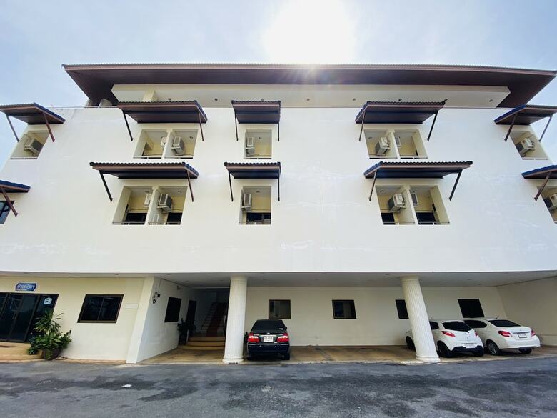 Oyo 747 Suwanna Hotel