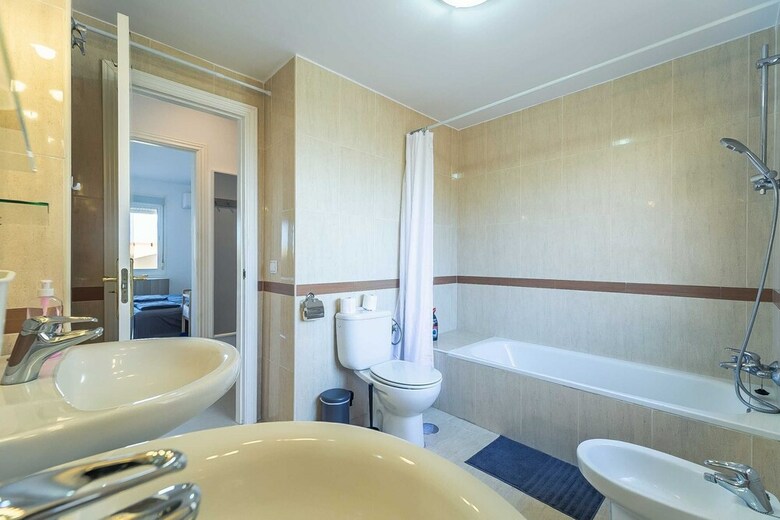Apartamentos Sur Suites �tico Soler