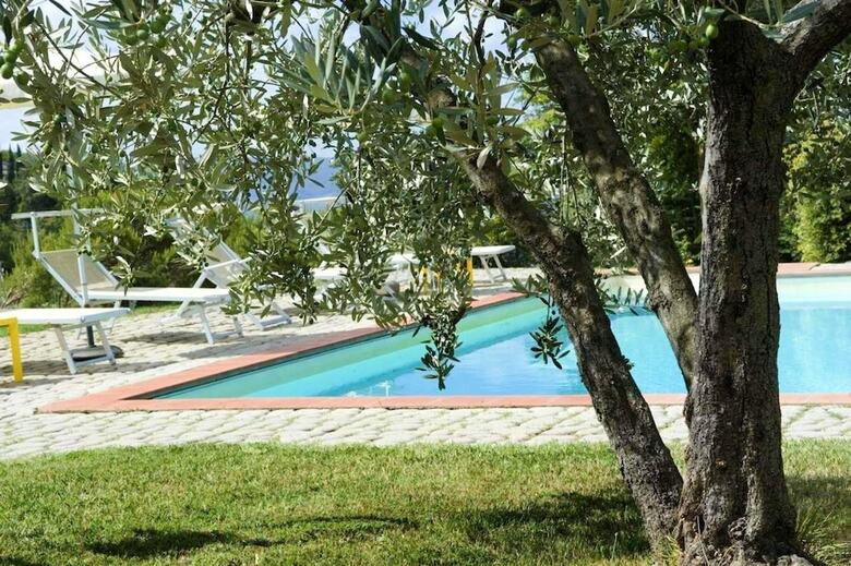 Apartment With 2 Bedrooms In Castelfranco Piandisc�, With Pool Access And Wifi