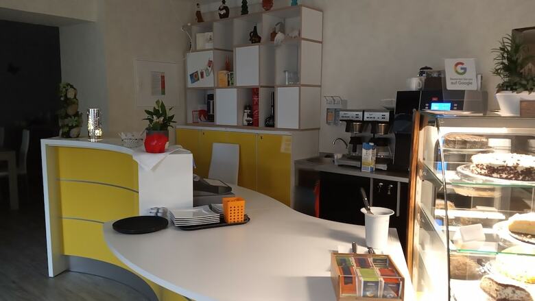 Hotel G�stehaus - Caf� Frank