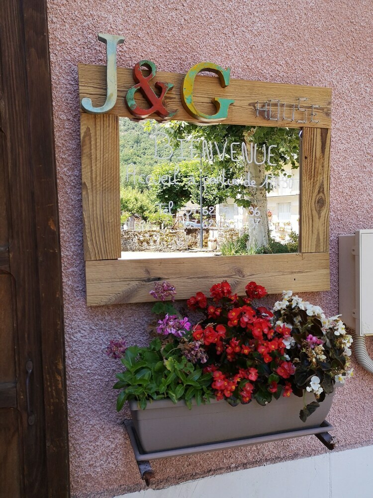 Bed & Breakfast J&g House