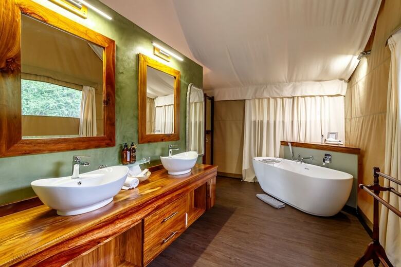 Hotel Phelwana Game Lodge