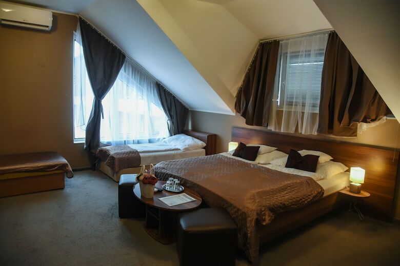 Hotel Oazis Wellness Panzio