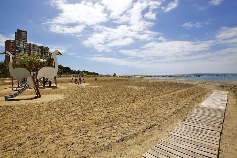 Bahia de Alicante Apartment