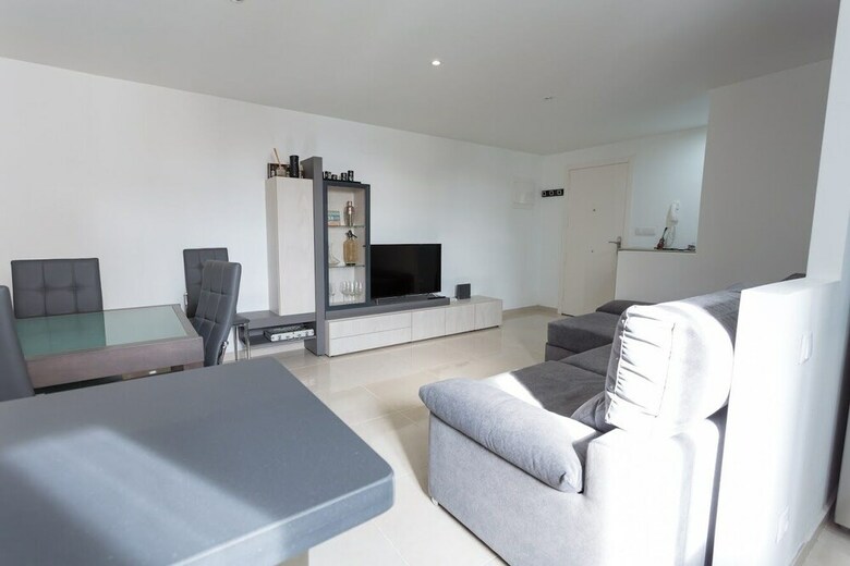 Apartamentos Bazan 708
