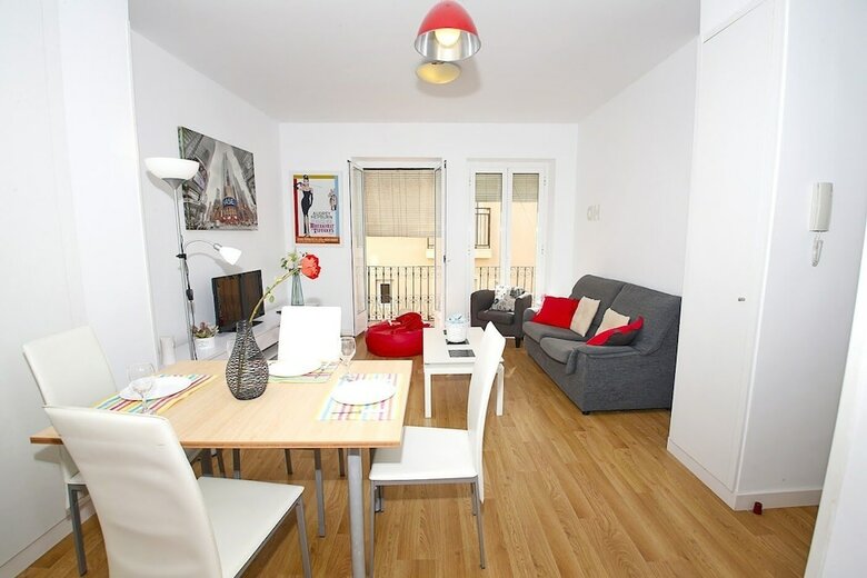 Argensola Apartment