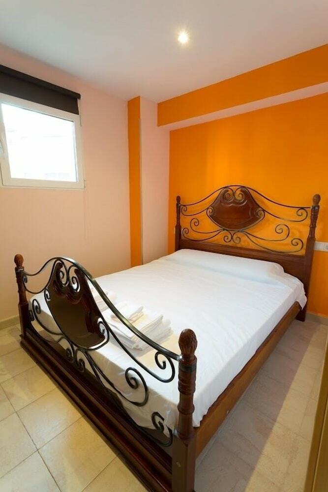 Regina Maris Apartment