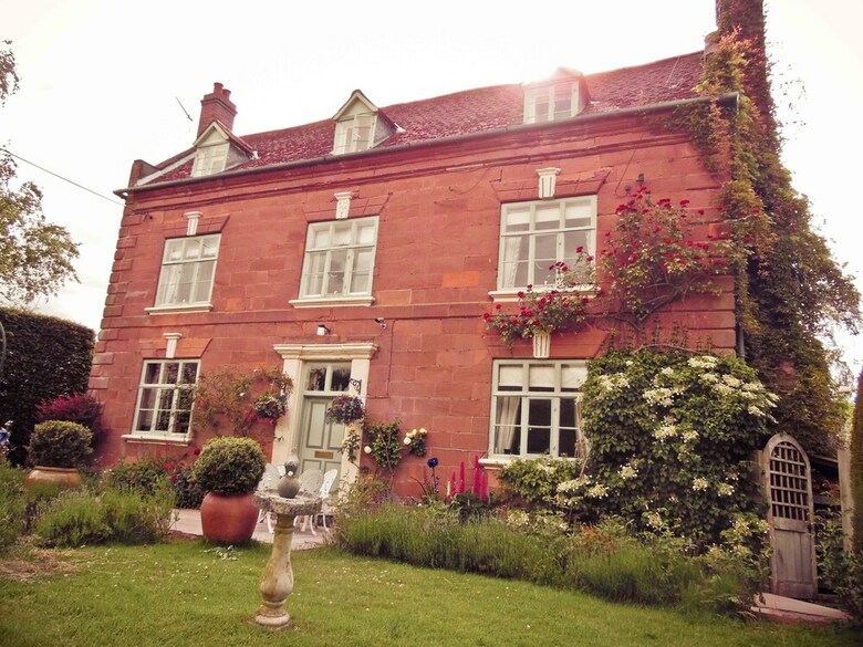 Bed & Breakfast Yew Tree House
