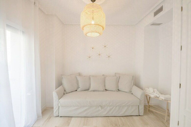 Luxury City Apartment