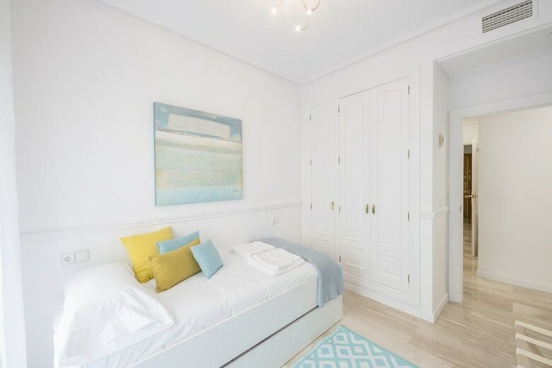 Luxury City Apartment
