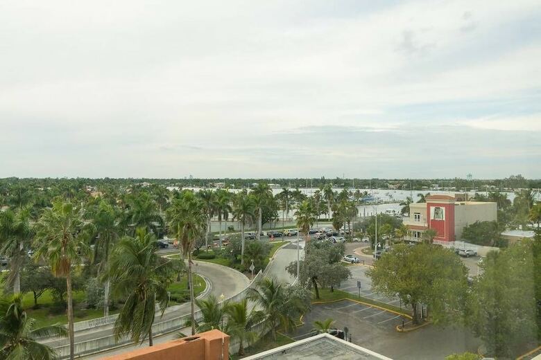 653 Apartment Hollywood Beach