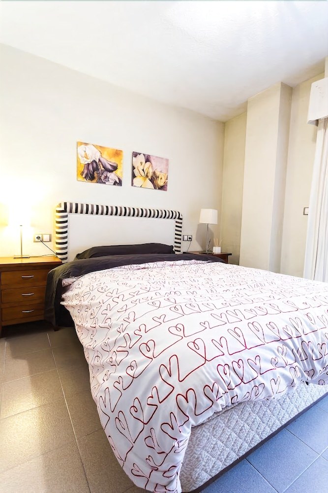 Apartamentos Arenales Sea Views
