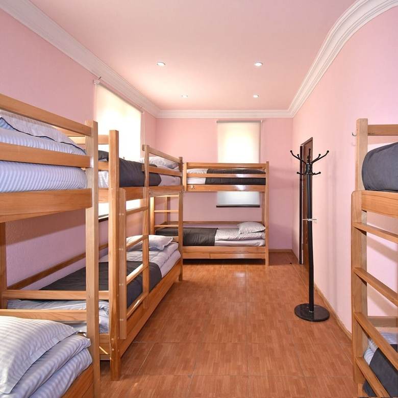 Hostal Li-em Fauna Hostel