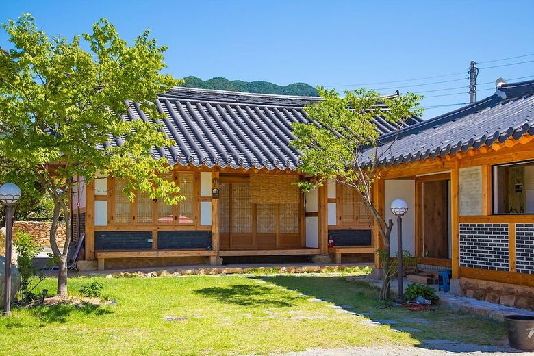 Mr.choi Hanok Pension