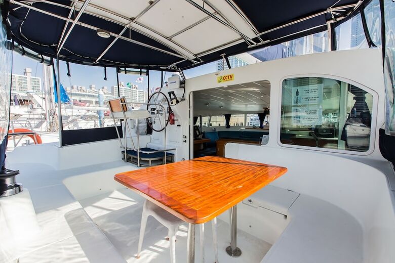 Busan Wow Yacht Stay