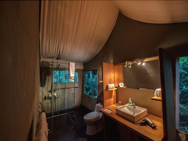 Posada Scalesia Lodge