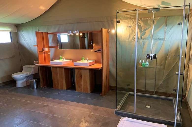 Posada Scalesia Lodge