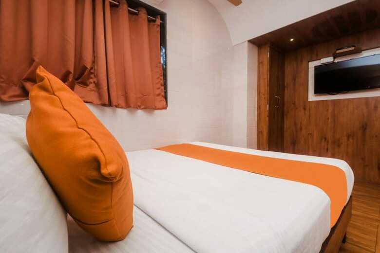 Hotel Dadar Residency-near Tata Hospital