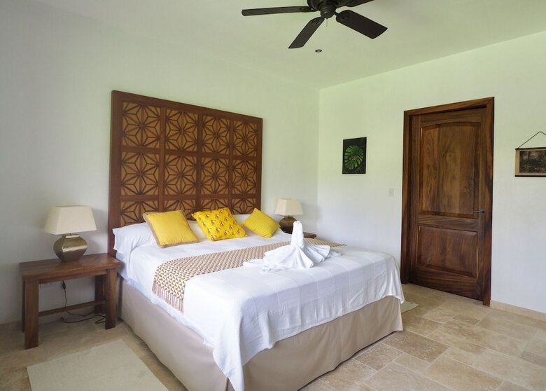 Bed & Breakfast Blue Jungle Lodge