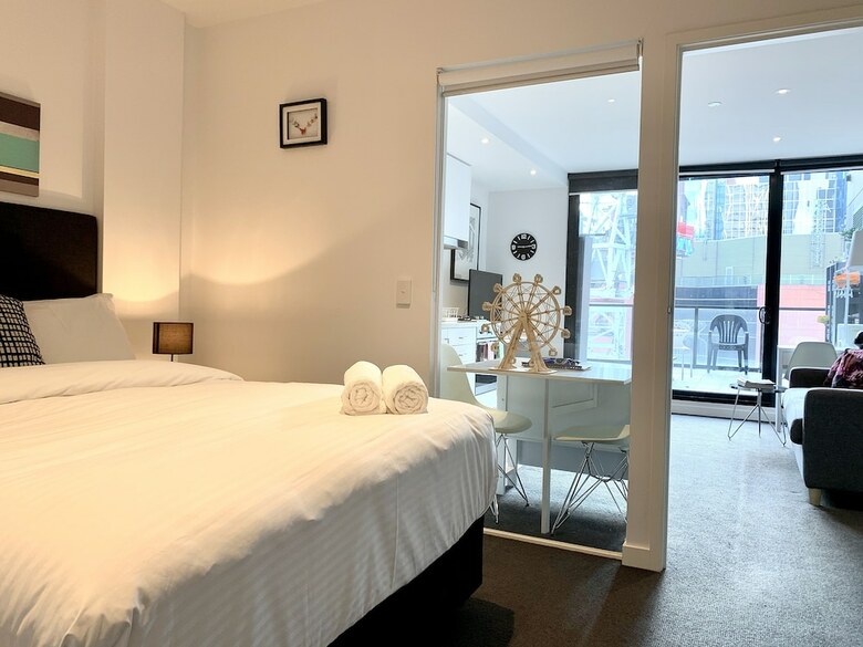 Apartamentos Readyset On Little Collins
