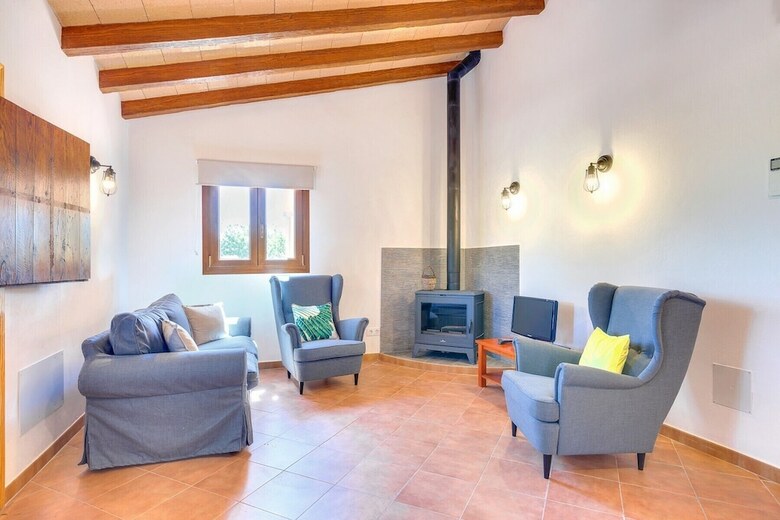 Villa Calvia By Priority Villas