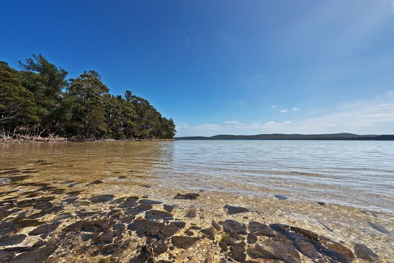 Cloudy Bay Lagoon Estate