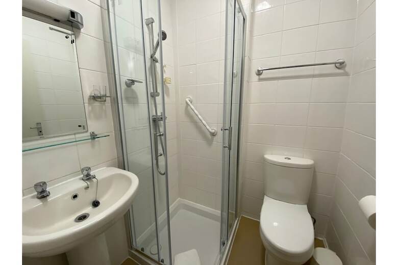 Oyo Bourne Park Hotel