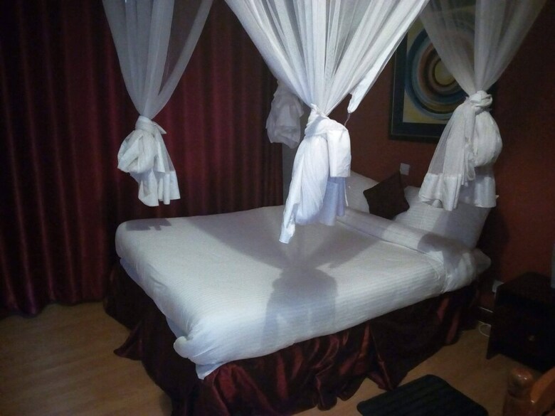 Matuu Ndallas Hotel