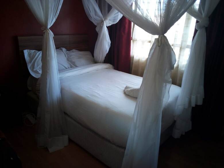 Matuu Ndallas Hotel