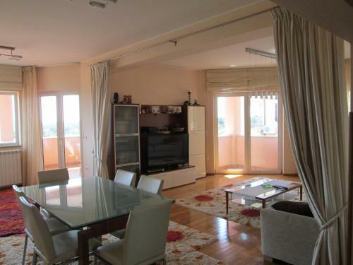 Apartments Villa Fernetich