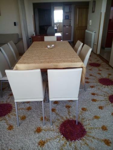 Apartments Villa Fernetich