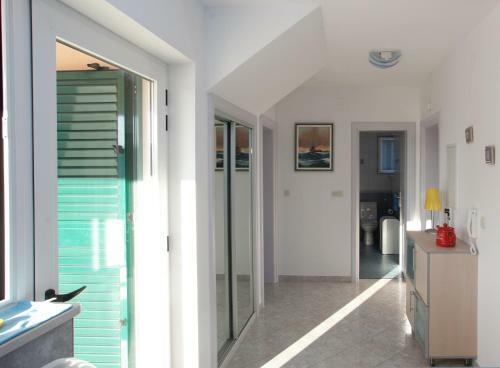 Beach Apartments Rogoznica