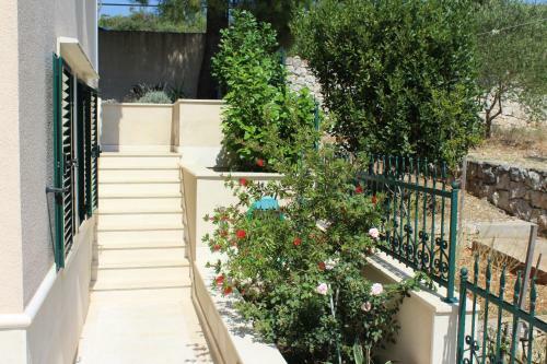 Beach Apartments Rogoznica