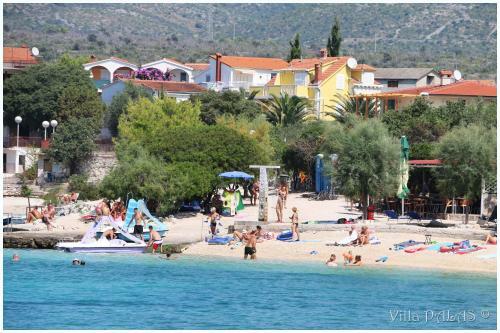 Apartamentos Villa Palas