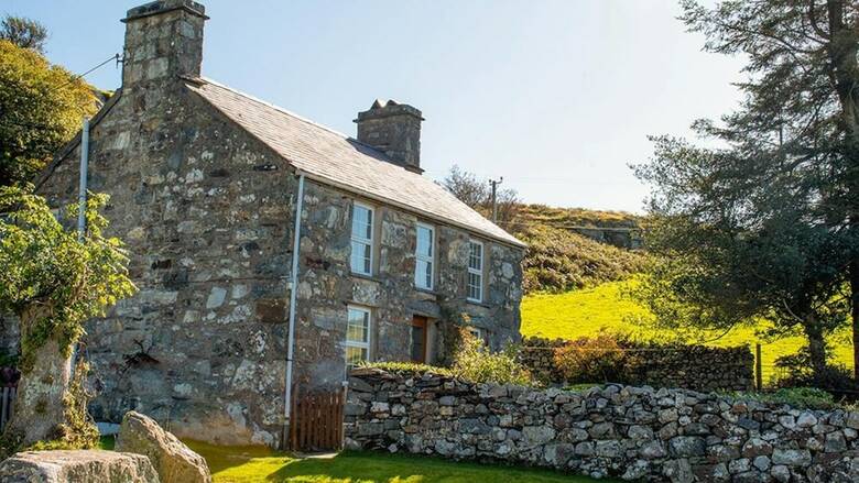 Dinas Cottage