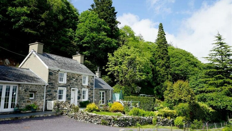 Cerrig Y Rhwydwr