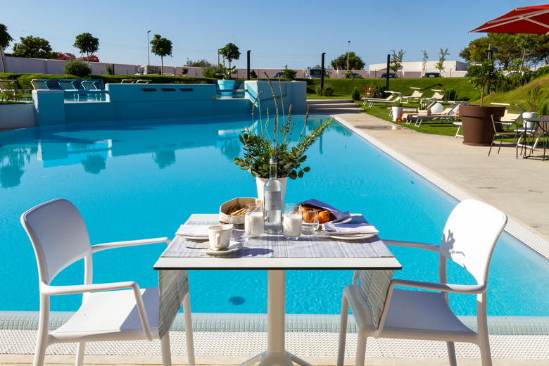 Seawater Hotel