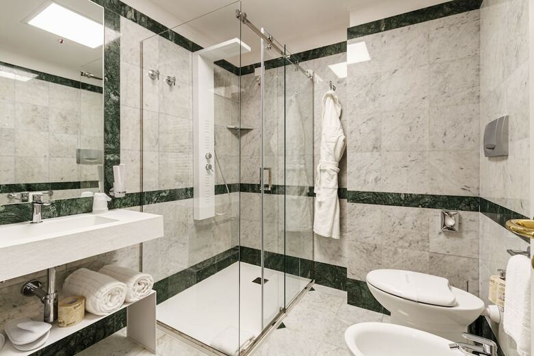 Seawater Hotel