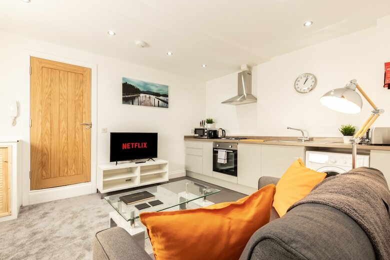 Apartamentos Karah Suites - Baker Street