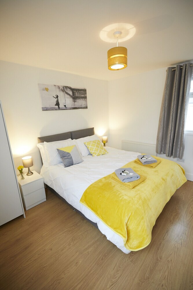 Freemantle Apartment