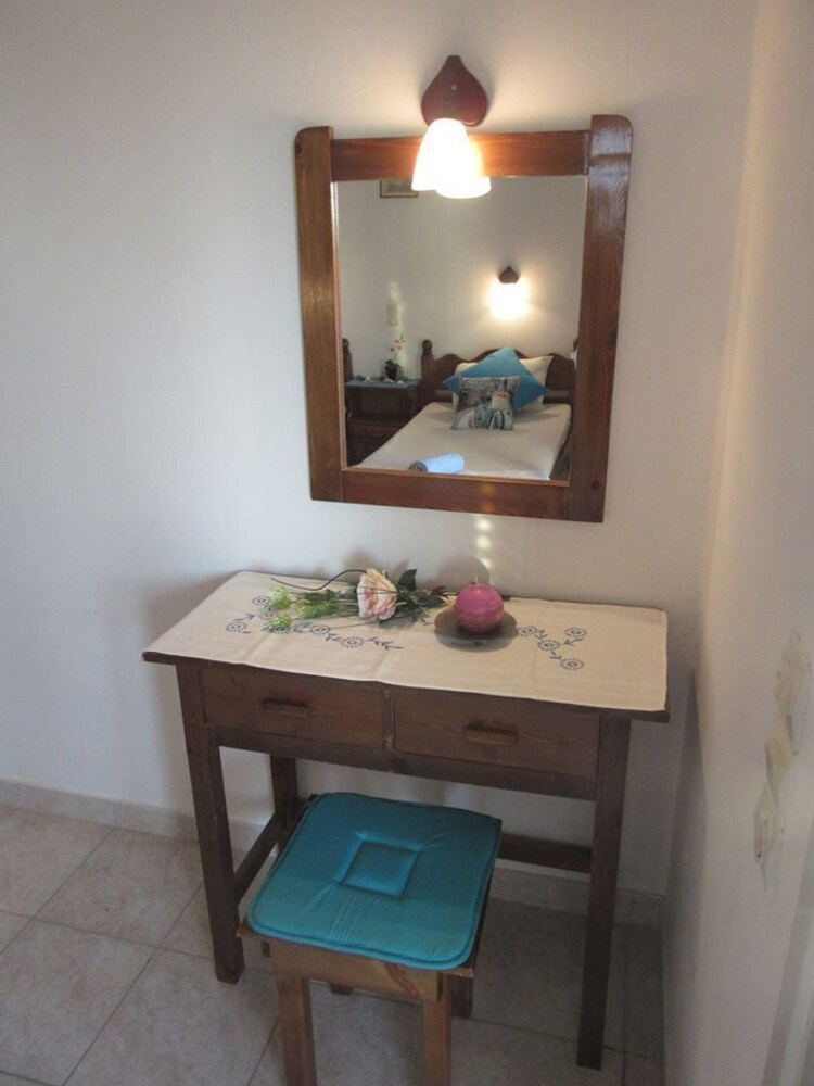 Hotel Aris Studios