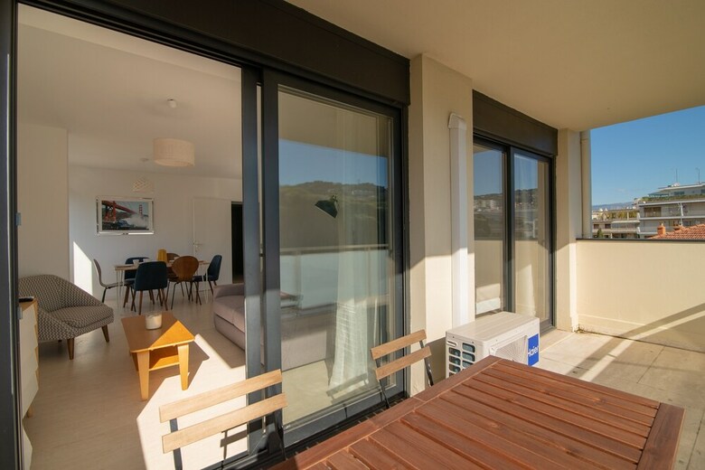 Large Apartment 5 Min From La Croisette