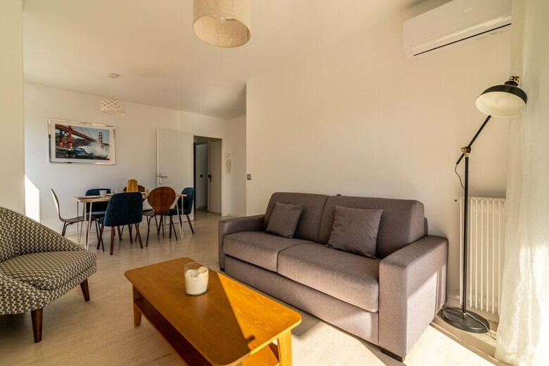 Large Apartment 5 Min From La Croisette