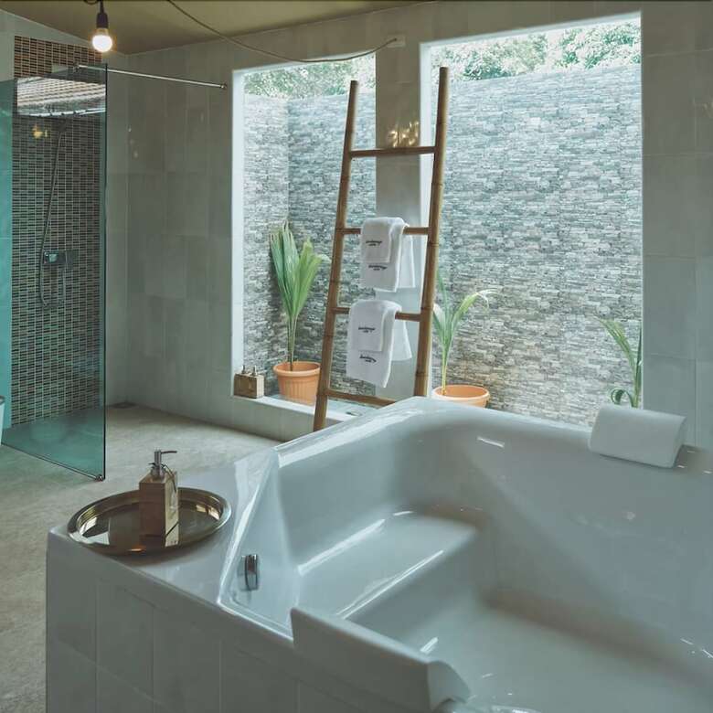 Hotel Bambooraya Villa