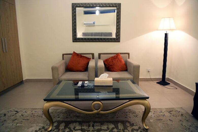 Hotel Butterfly Guest House Phase 7 Bahria Town