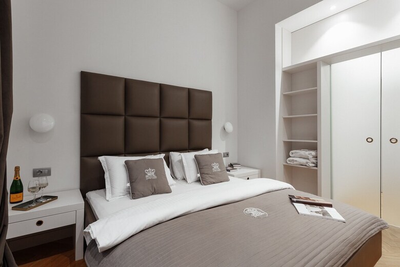 Royal Apartments Grecheskaya 25