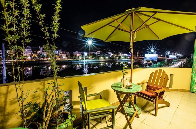 Hotel Nha Homestay