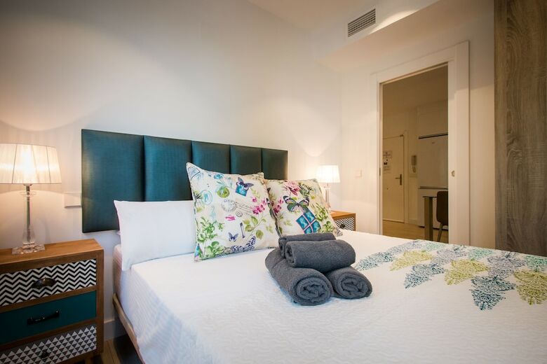 Apartamentos Holidays2malaga Alameda Superior