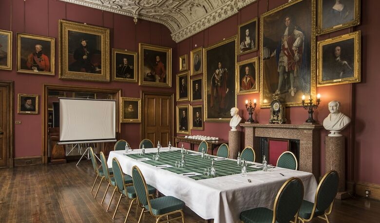 Apartamentos Thirlestane Castle